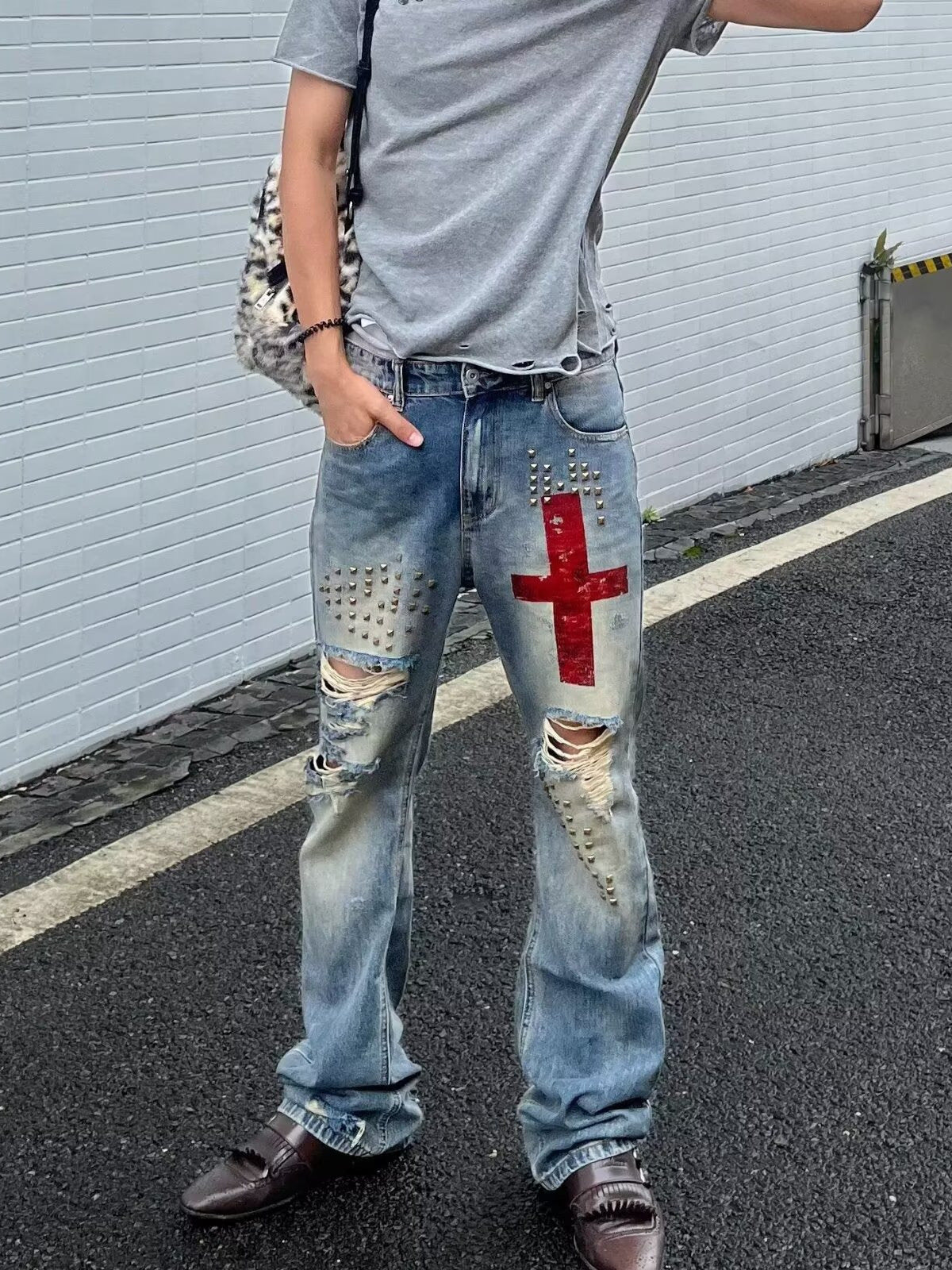 Men's Straight‑Fit Ripped Denim Jeans with Cross Studs