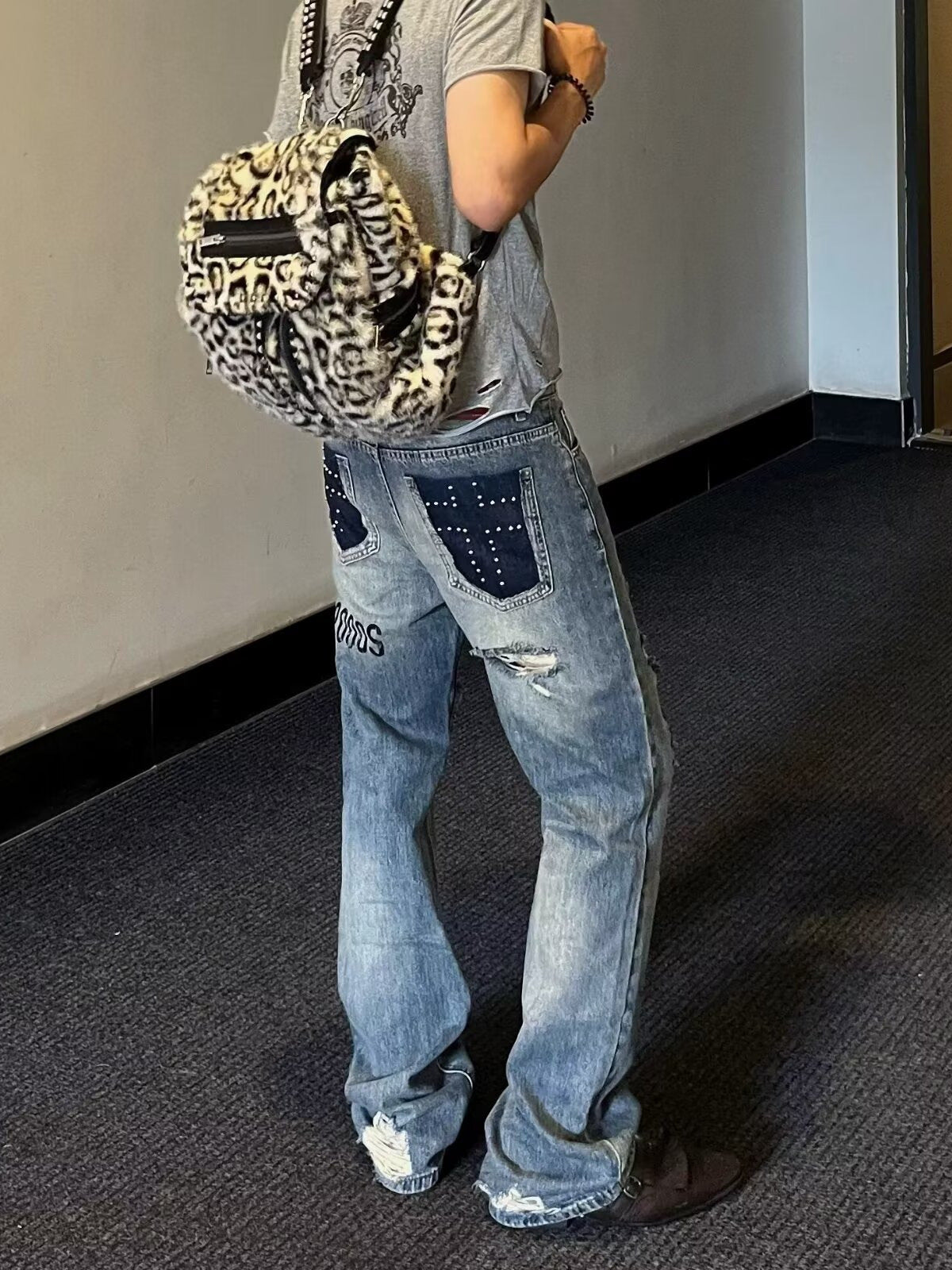 Men's Straight‑Fit Ripped Denim Jeans with Cross Studs
